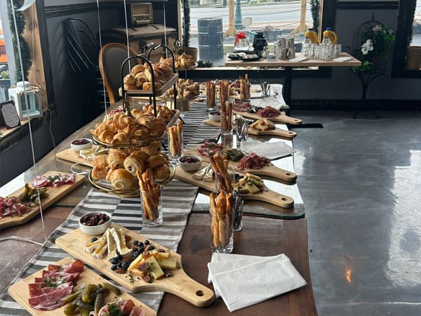 Croissant and Pain Au Chocolate near me